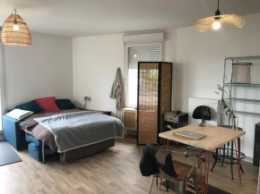 Grand studio proche de Paris